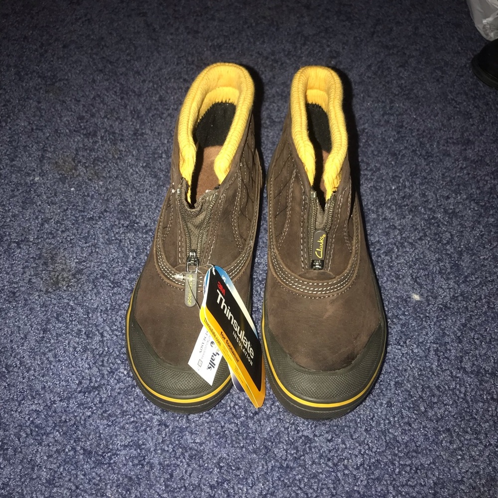 NWT women’s Clark’s Winter Boots